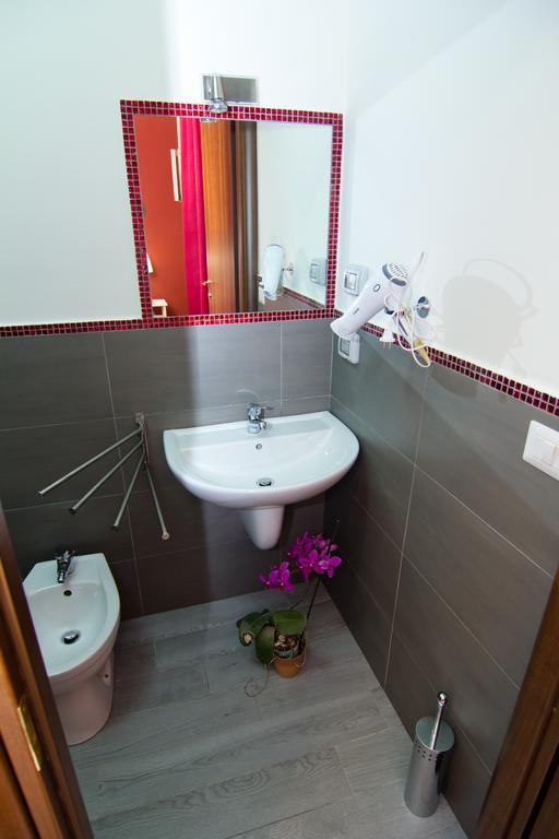 B&B Tifeo Виллафранка-Тиррена Экстерьер фото