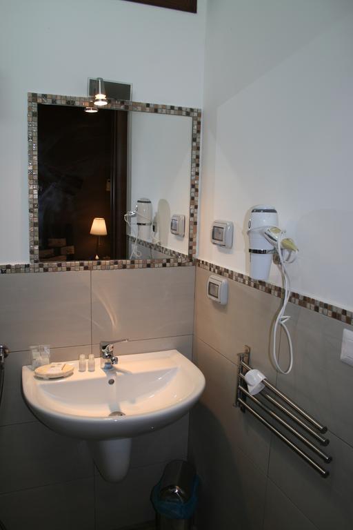 B&B Tifeo Виллафранка-Тиррена Экстерьер фото