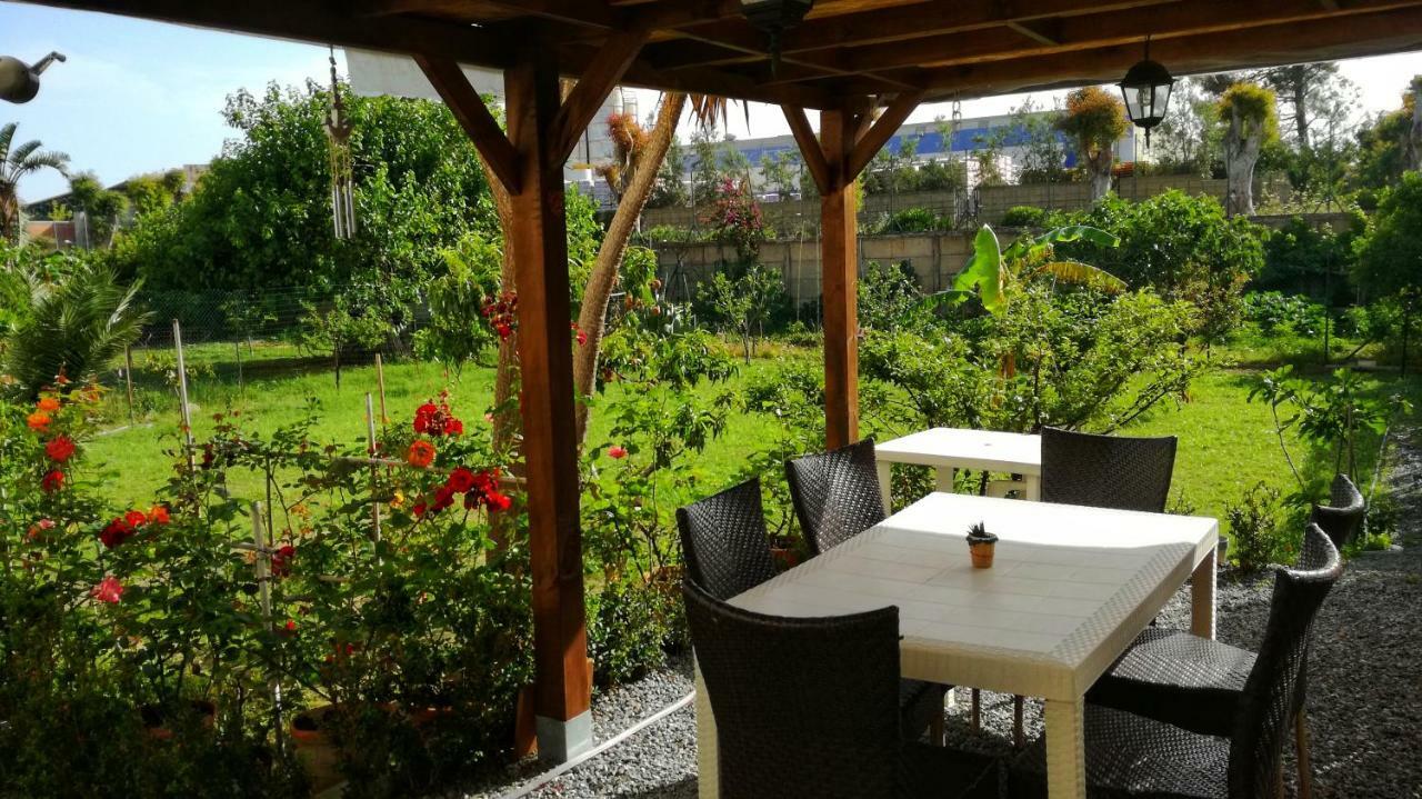 B&B Tifeo Виллафранка-Тиррена Экстерьер фото